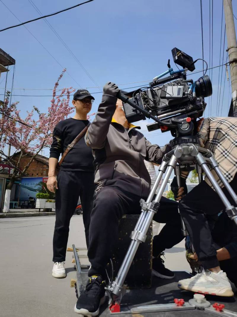 保康县广告片拍摄：快消品牌爆款之选，网感内容适配社媒传播！